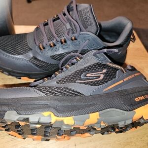 Men's Sketcher Shoes